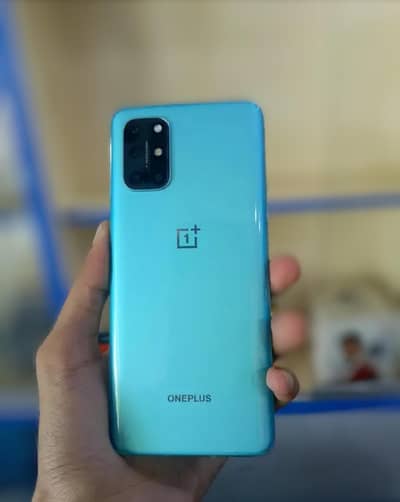 Oneplus 8T ( EXCHANGE POSSIBLE )