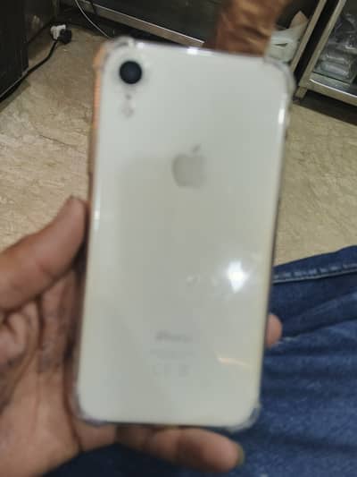 Apple iPhone XR