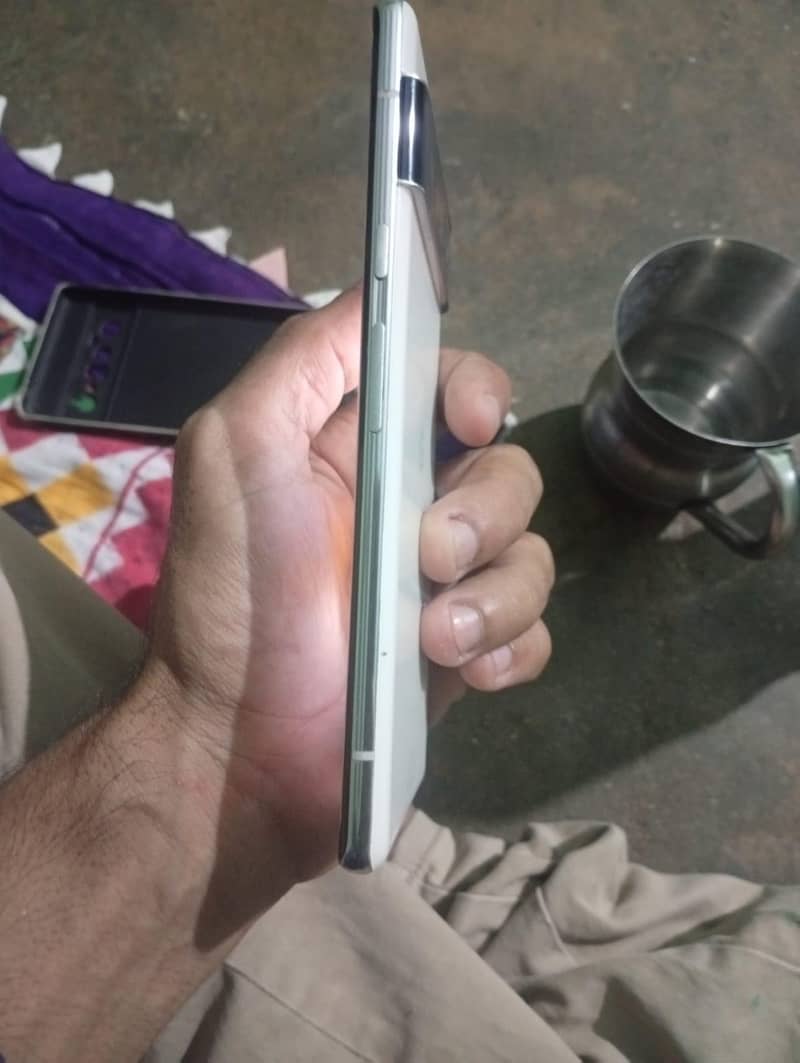 Google Pixel 6 Pro 2