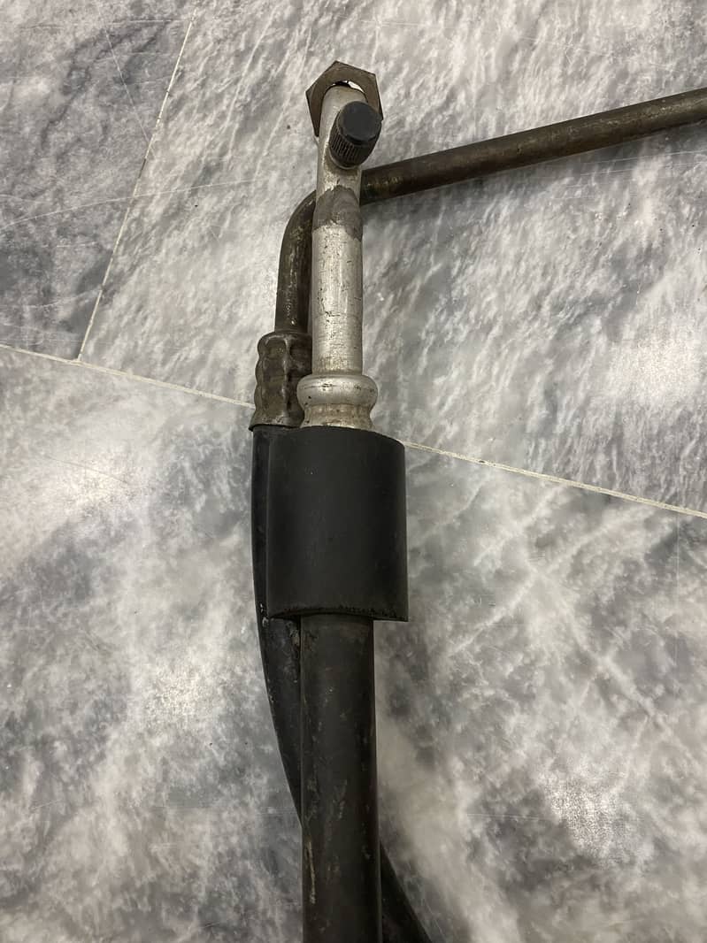 Ac compressor and pipe 2