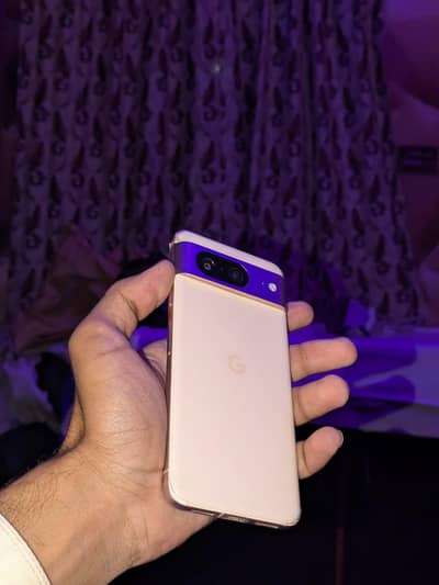Google Pixel 8