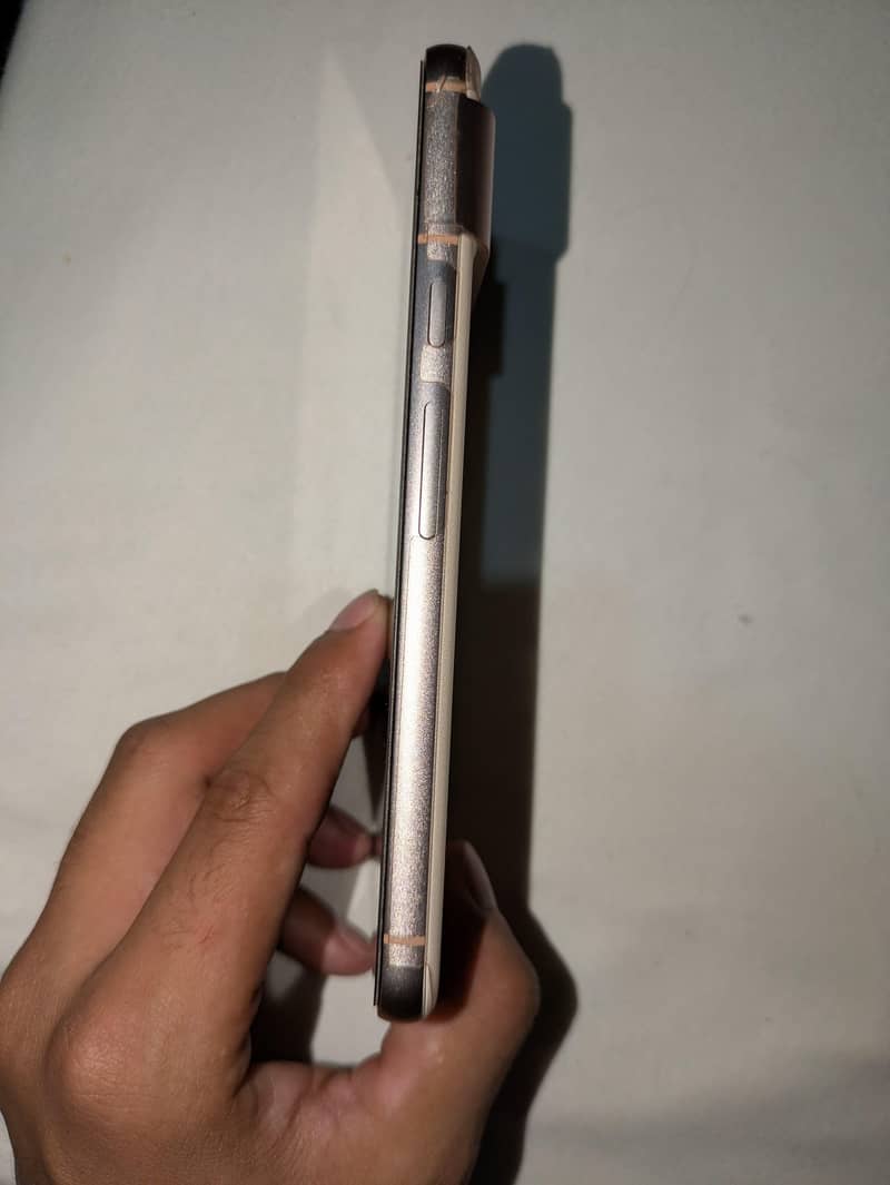 Google Pixel 8 5