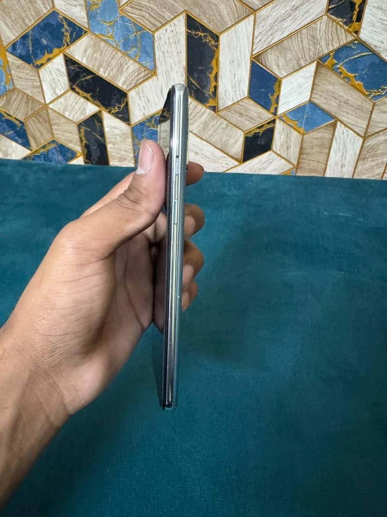 One Plus 8T 1