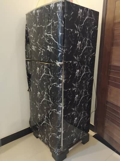 large size dawlance fridge