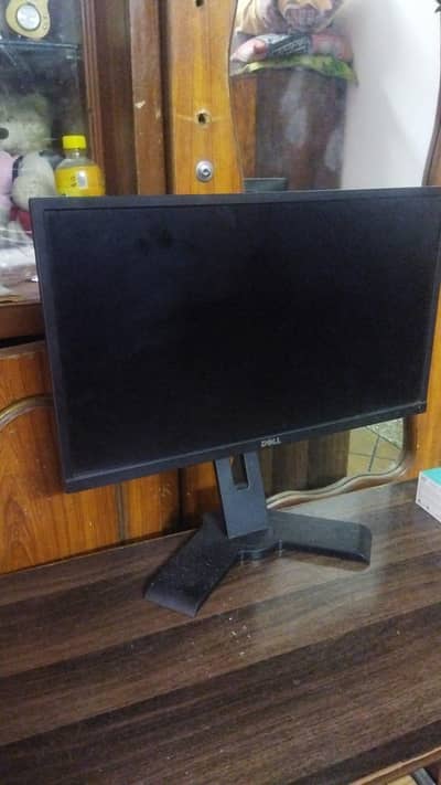 Dell LCD for sale in 10/7 condition WhatsApp 03118324134
