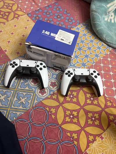 2.4G wireless games with Controllers