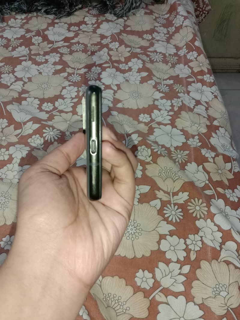 Google Pixel 6a 4
