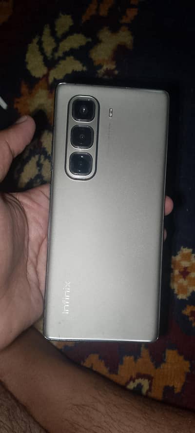 Infinix hot 50 pro plus 8+5 /256