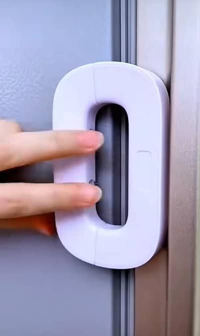 REDRIGERATOR FRIDGE LOCK