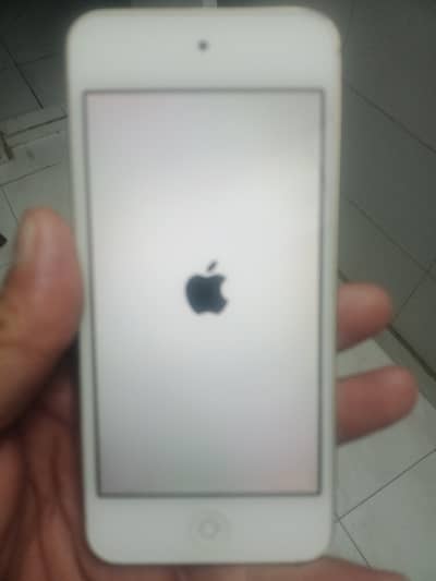 Apple iPhone iPod 32 gb sealed set 6th generation 03133365941 exchange