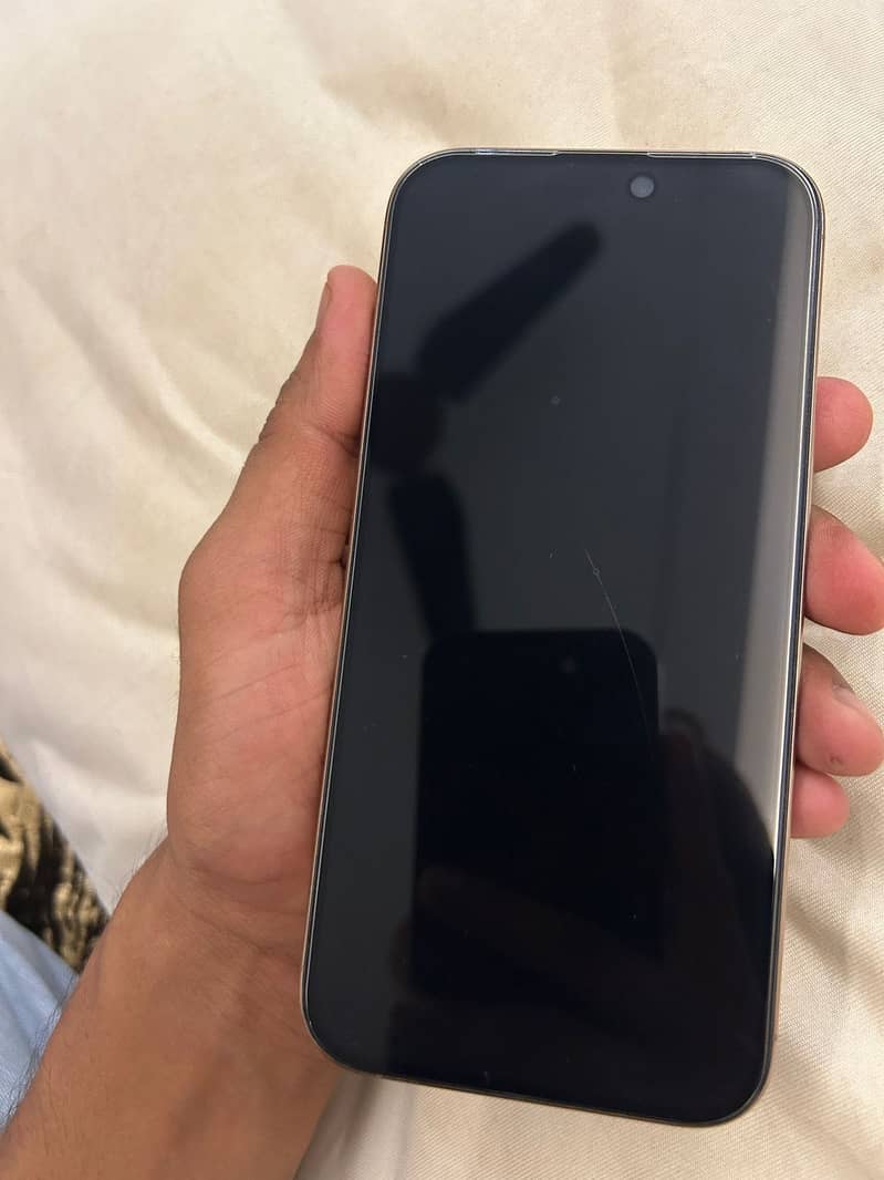 iPhone 16 Pro Max 9