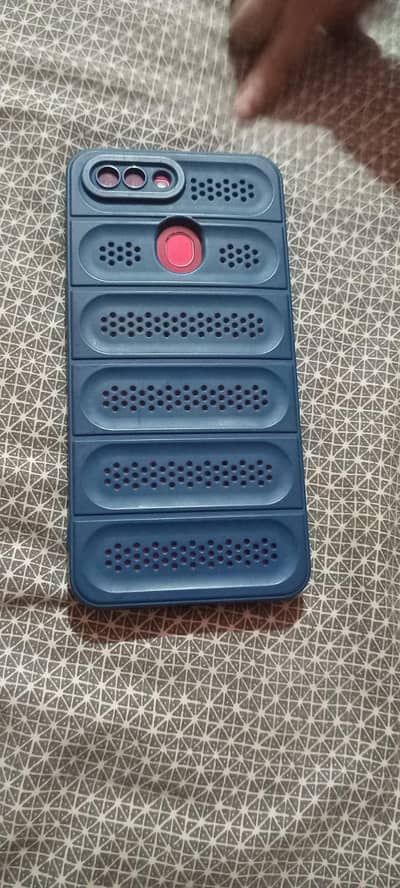 OPPO F9