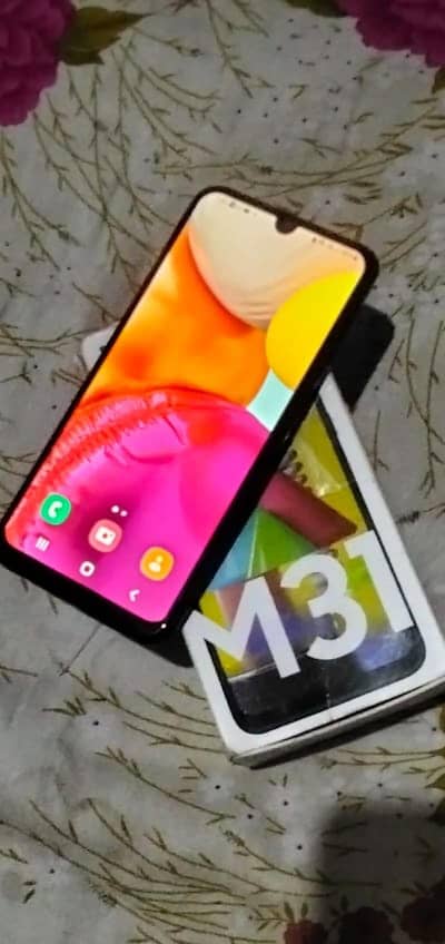 6GB rem 128 GB with box. 6000 mah betry