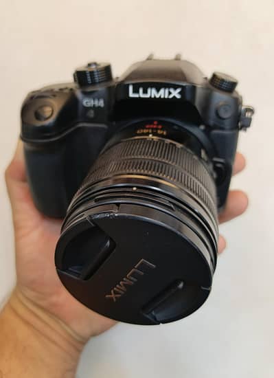 Panasonic LUMIX GH4 Body 4K Mirrorless Camera