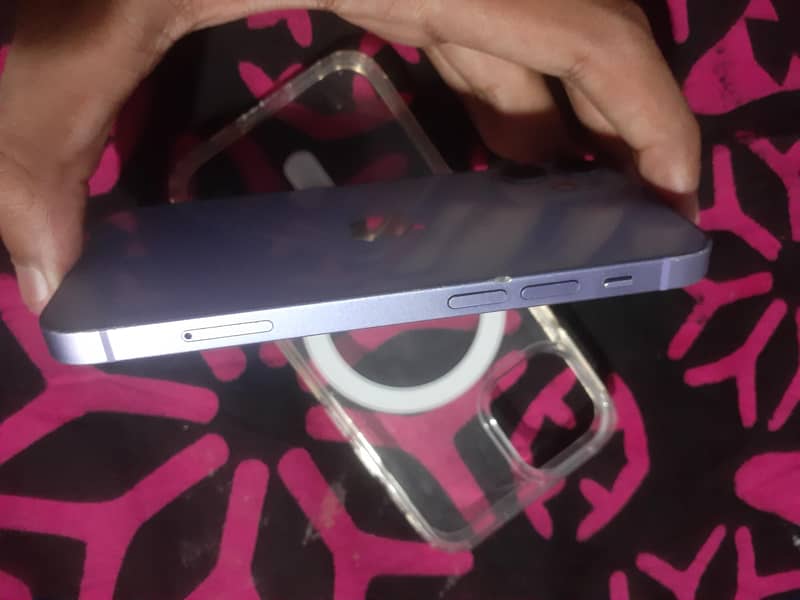 Apple iPhone 12 mini 2