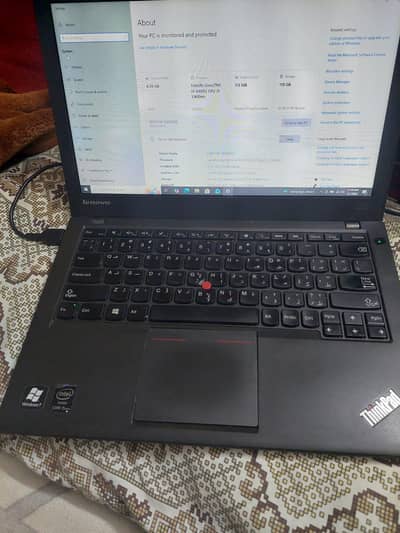 Lenovo X240 4thGen 4Gb DDR4 Ram 128Gb ssd best for Online classes
