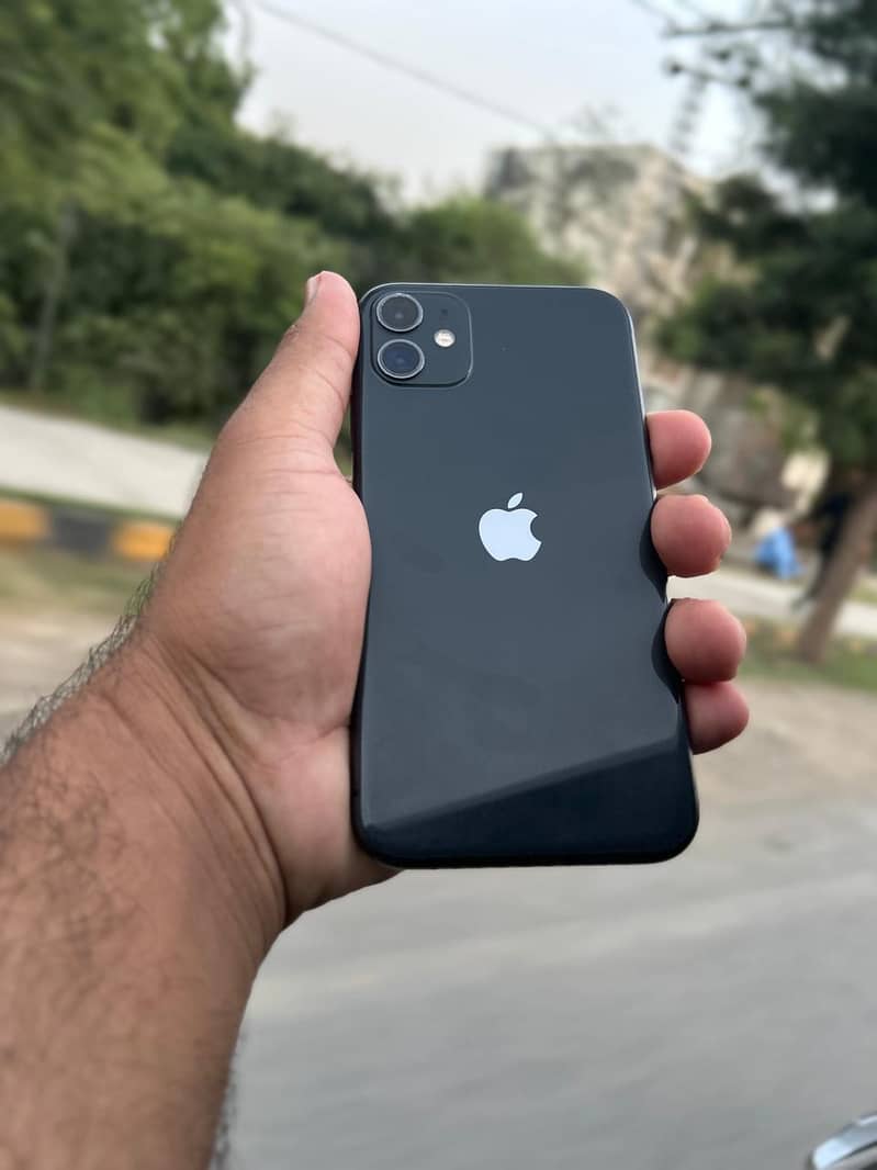iPhone 11 0