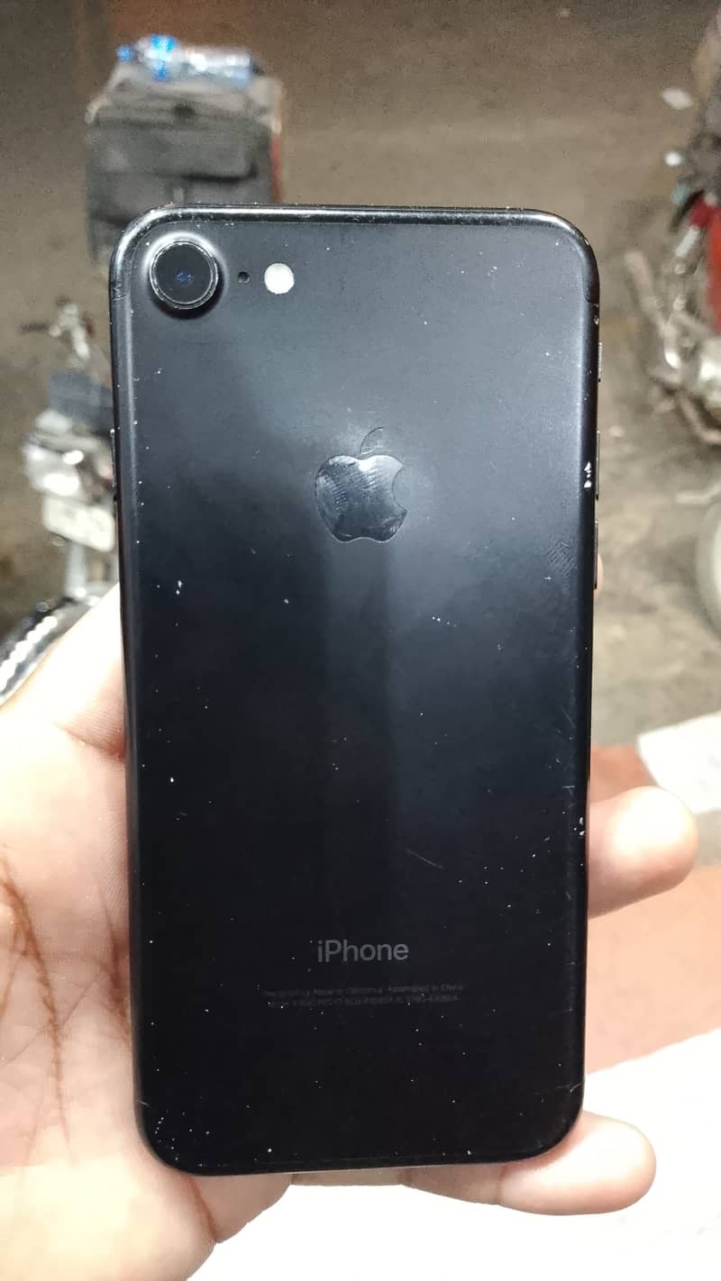 Apple iPhone 7 5