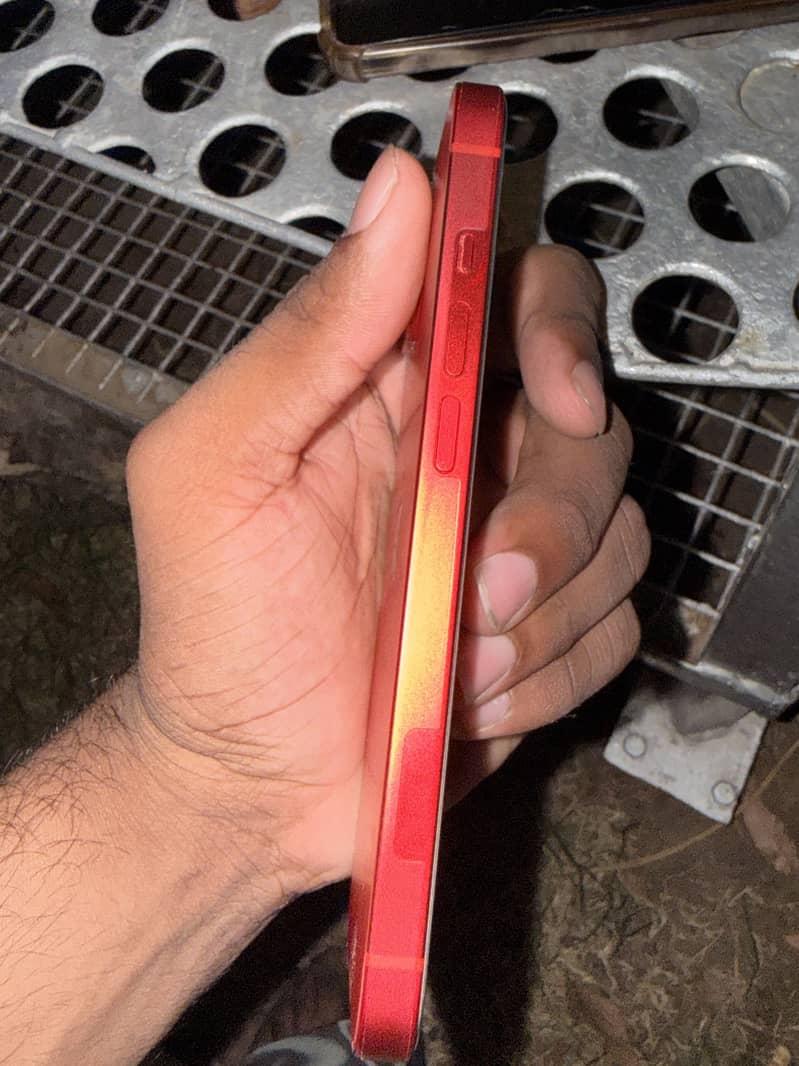 Apple iPhone 14 5