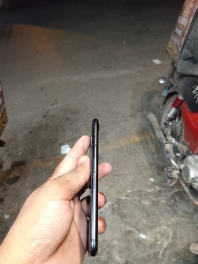 Apple iPhone 7