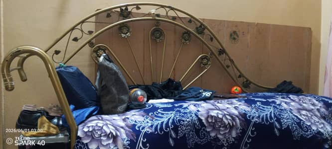 iron Sethi plus mattress