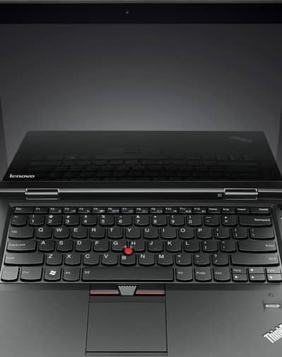 Laptop core i5  condition 10/10 8 gb Ram ssd 128 Wsapp me 030799+85769