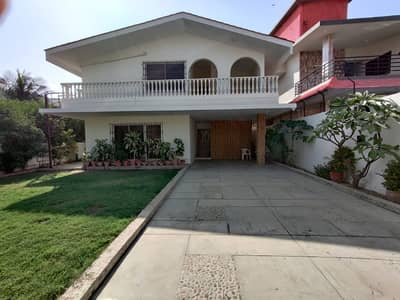 500 SQUARE YARD DOUBLE STOREY BUNGALOW FOR SELL IN DHA PHASE 5.