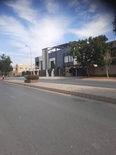 300 SQUARE YARD RESIDENTIAL PLOT FOR SELL IN DHA PHASE 4