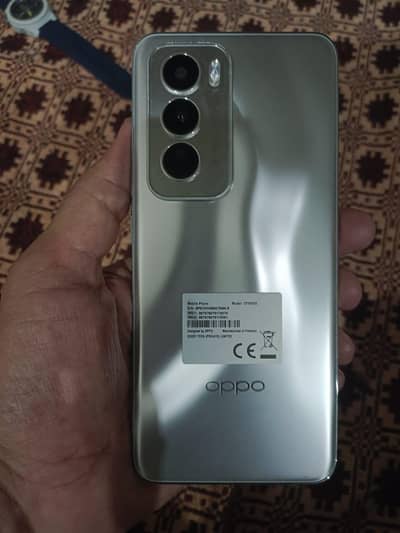 OPPO Reno 12 5g