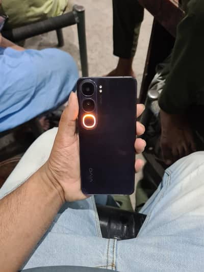 Vivo V40 Lite