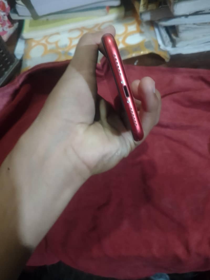 Apple iPhone 11 0