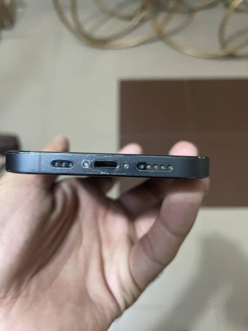 Apple iPhone 12 Pro 4
