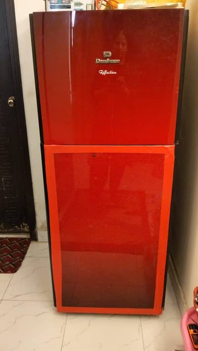 Dawalance Glass Door