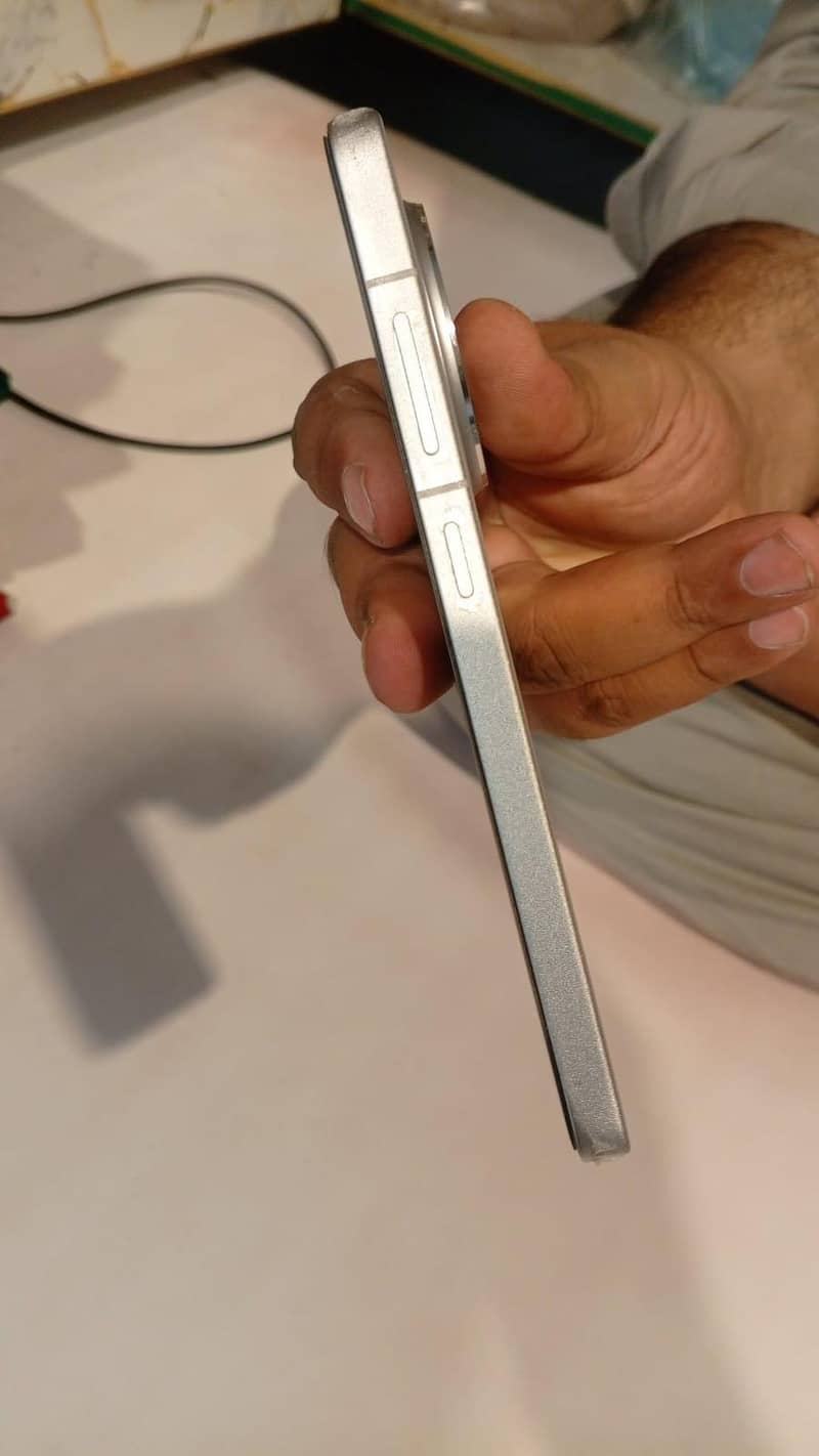 One Plus Ace 5 4