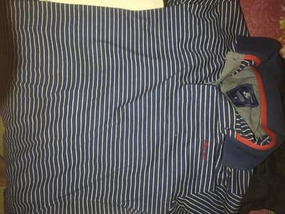 polo tshirt small
