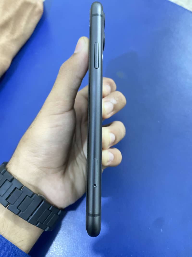 Apple iPhone 11 1