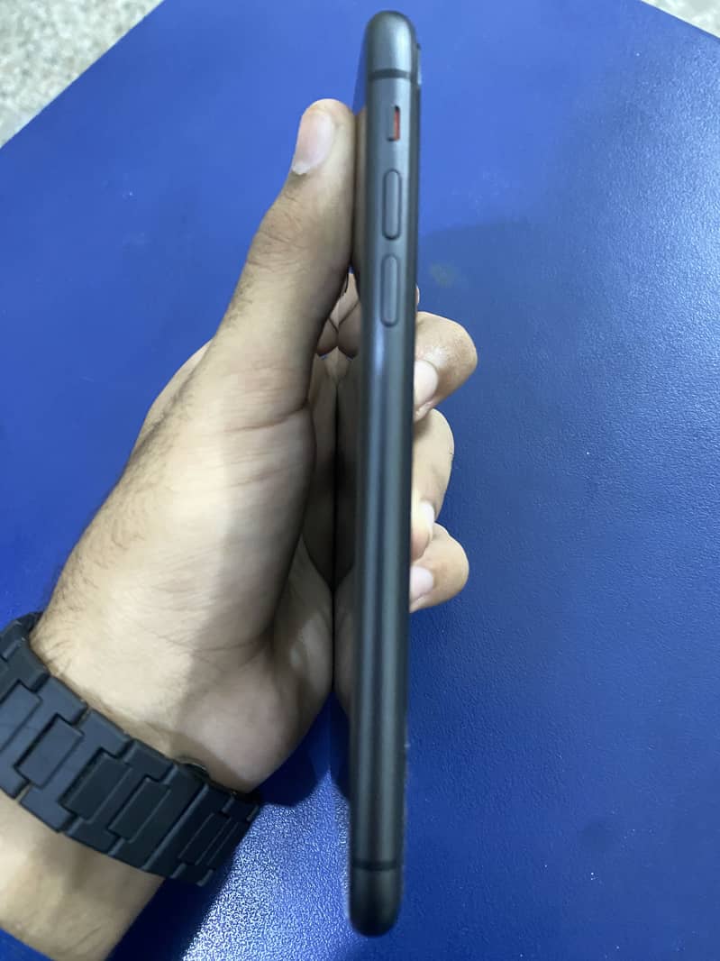 Apple iPhone 11 2
