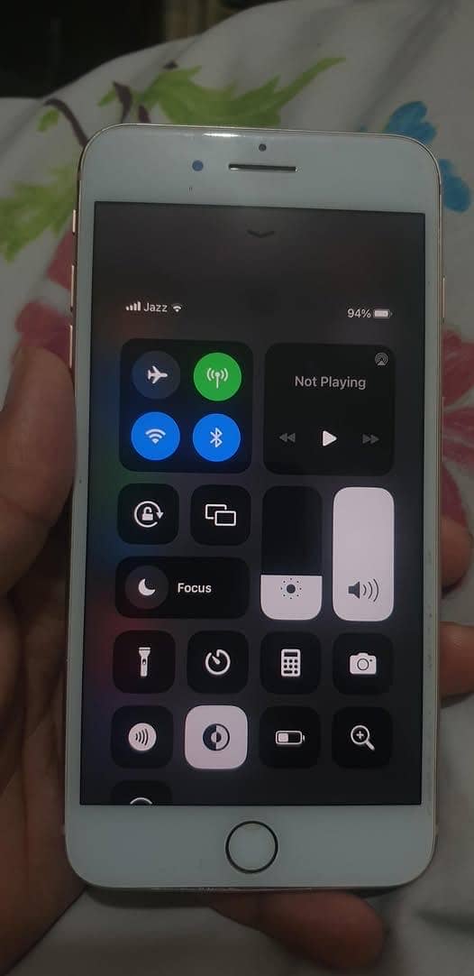 Apple iPhone 8 Plus 2