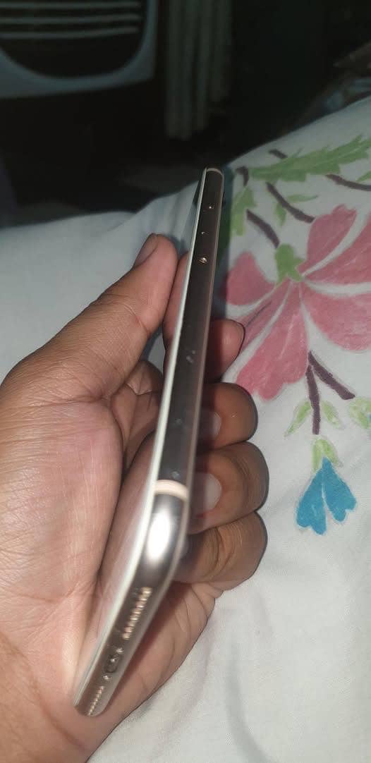 Apple iPhone 8 Plus 7