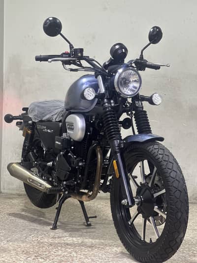Hi speed cyclone 250cc 2025 model ( efi + abs )