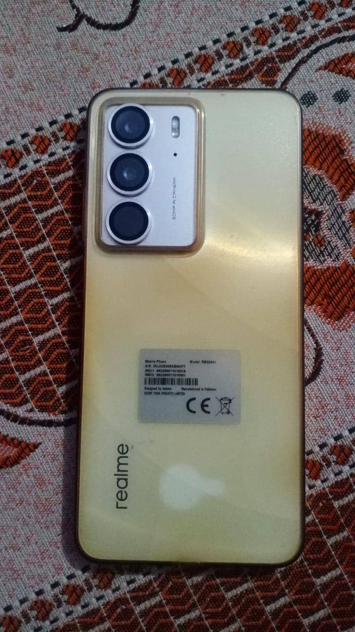 Realme C75 0