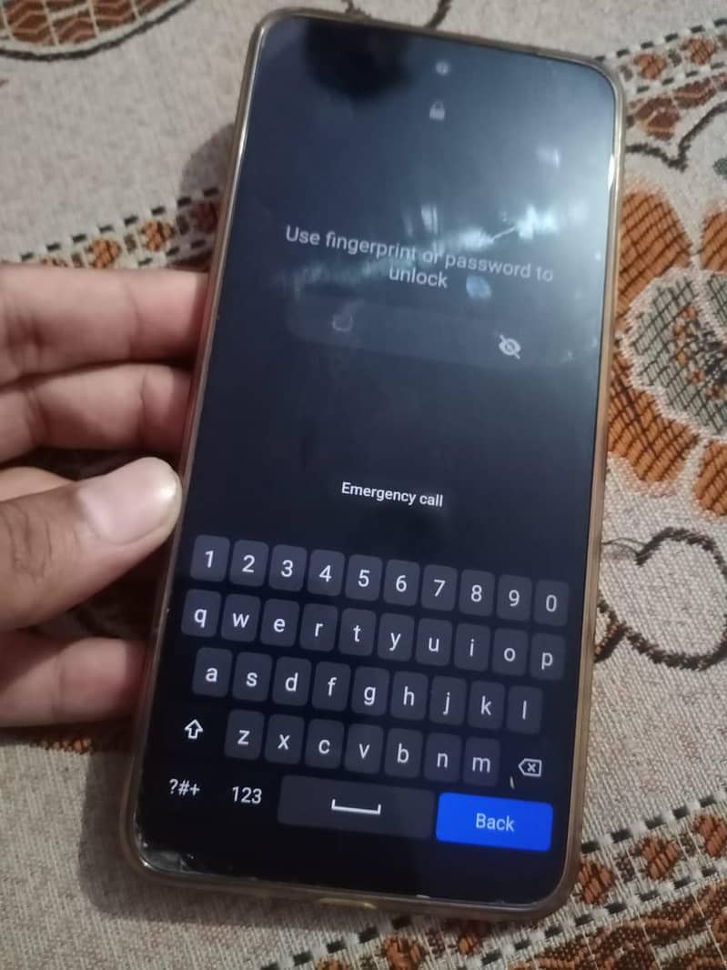 Realme C75 9