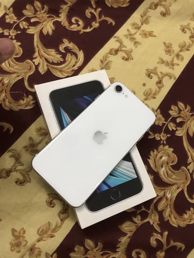 Apple iPhone SE