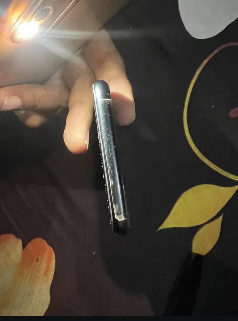 Apple iPhone SE 3