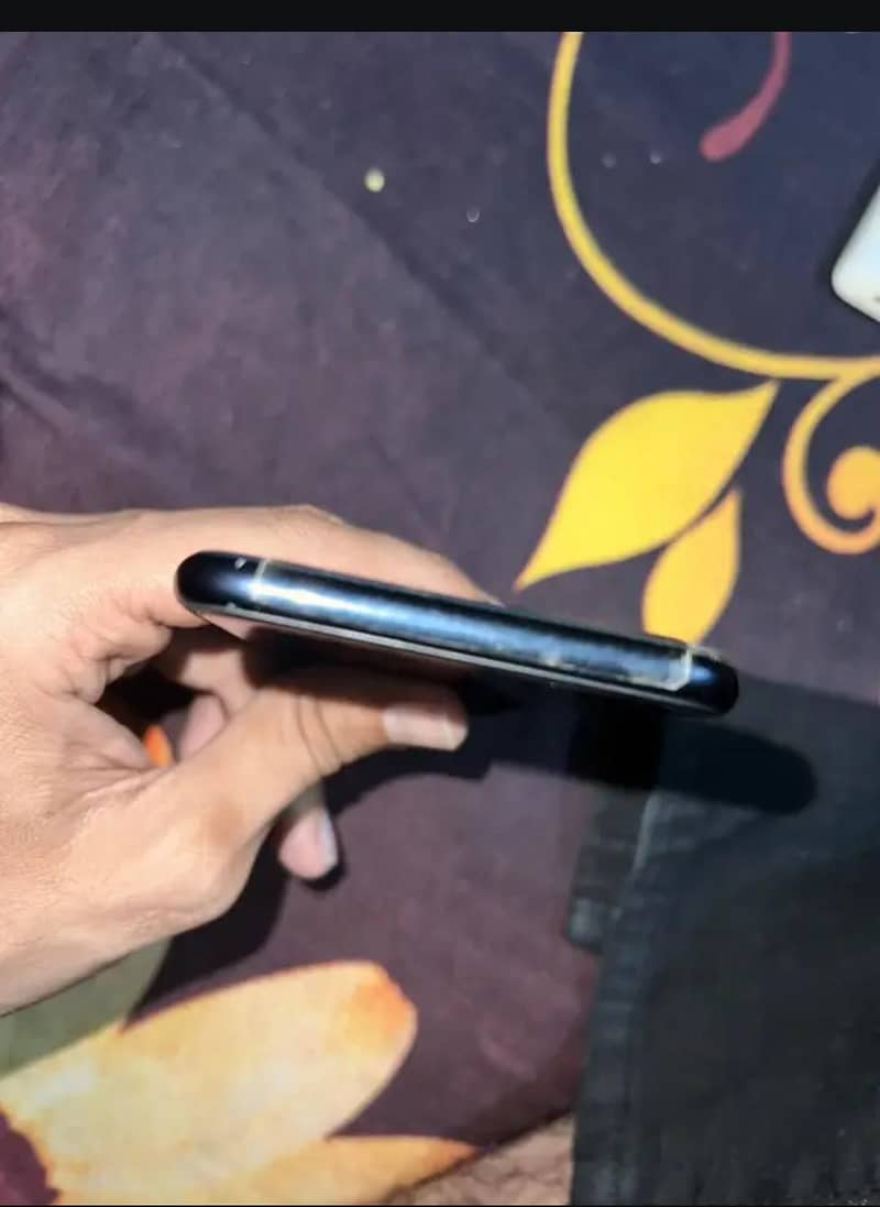 Apple iPhone SE 4