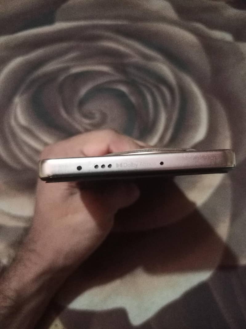 Tecno CAMON 30 1