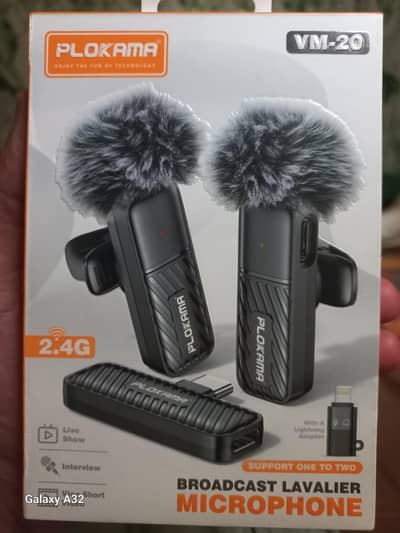  PLOKAMA VM-20 Wireless Microphone 2.4G (Dual Mic) Like New