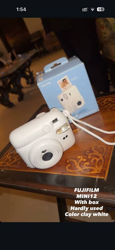 Fujifilm Instax Mini 12