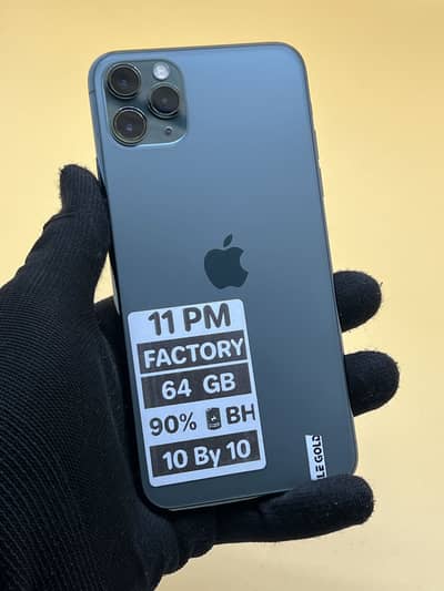Apple iPhone 11 Pro Max 64 GB Factory unlock Non PTA 90% Battery 10/10