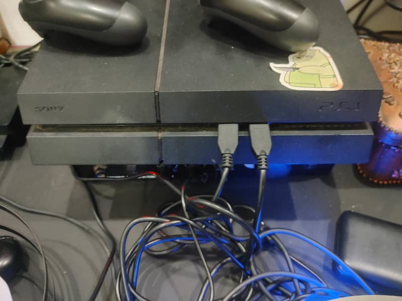PS4 500GB |  PSVR  V2 bundle | Aim&Move controller | CAMERA 8